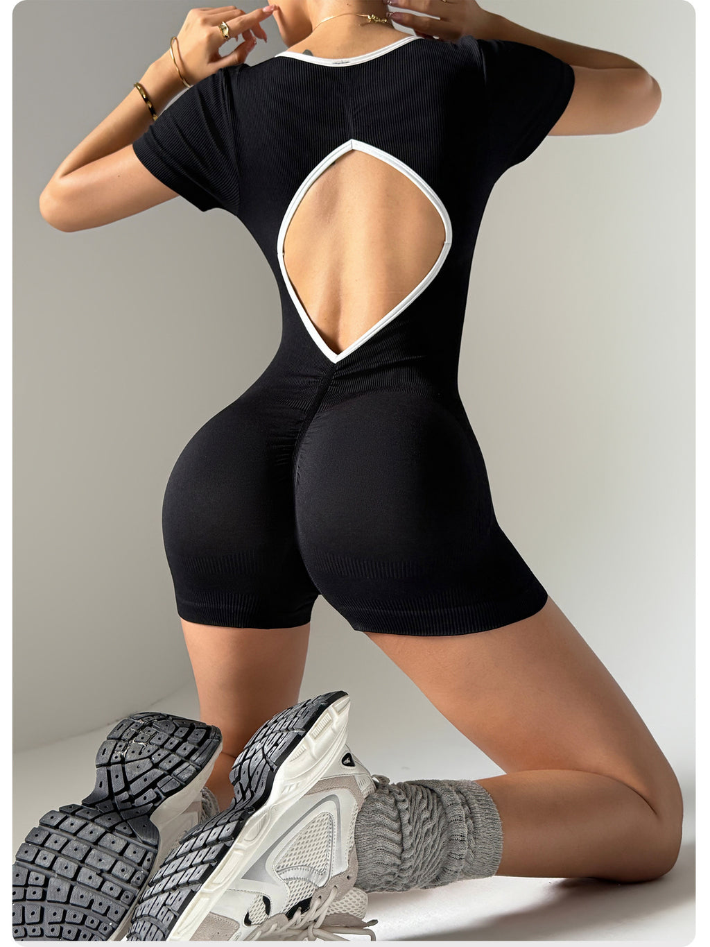 Seamless Yoga Jumpsuit Hip-lifting Backless Corset