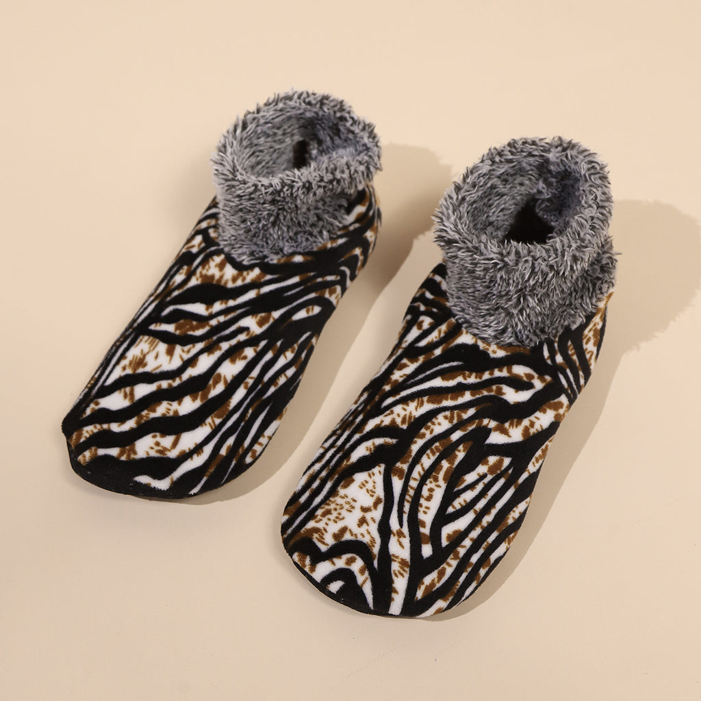 Casual Warm Winter Leopard Print Socks